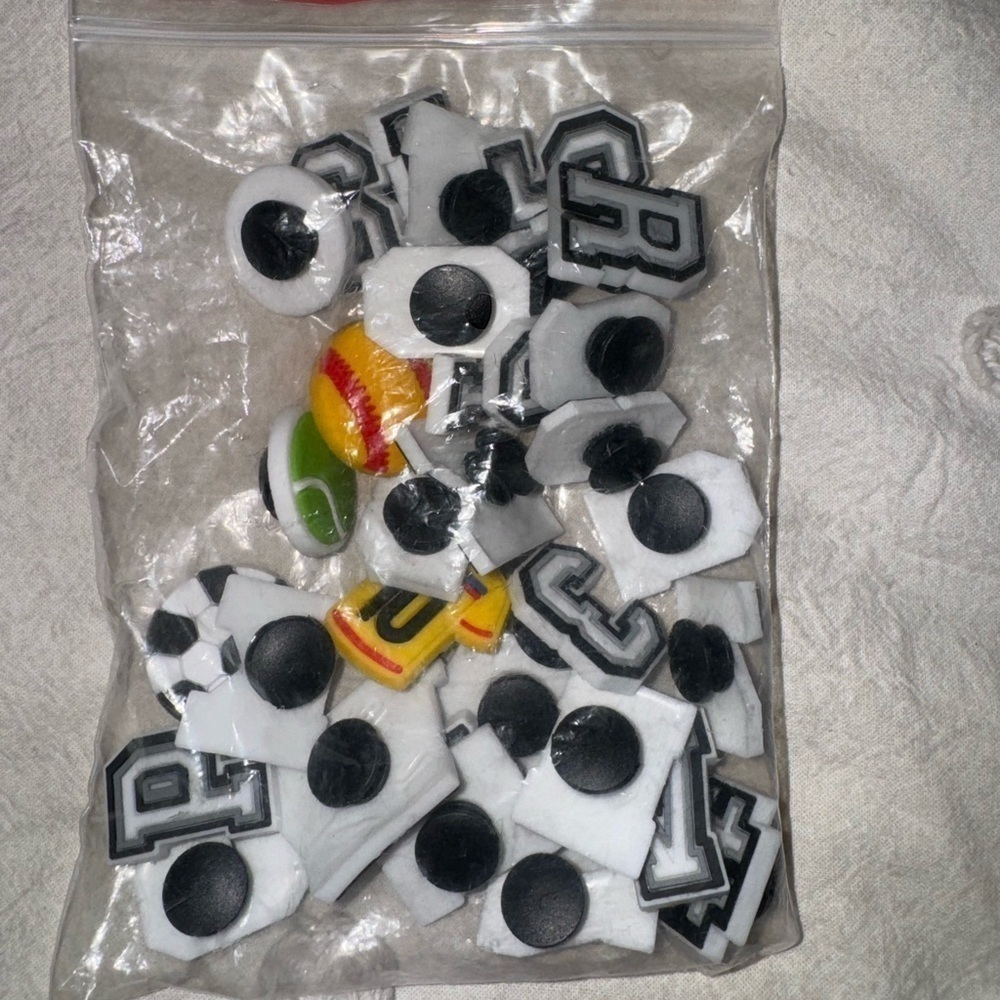 Croc jibittz - Picture 2 of 2